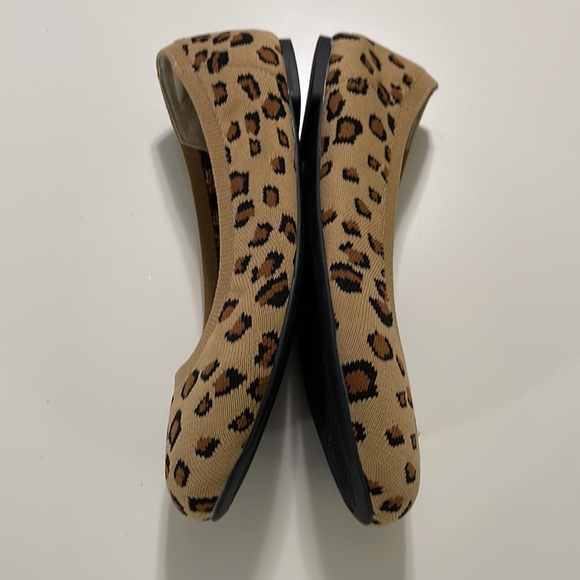 Amazon Essentials Leopard Ballet Flats Size 8.5 - Picture 8 of 9